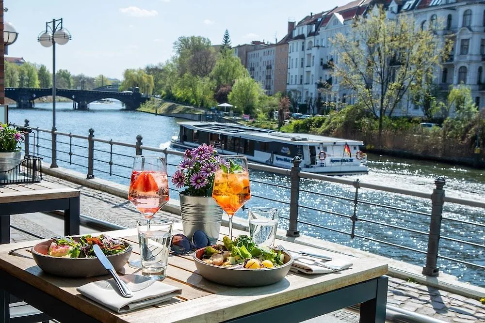 Ameron Hotel Abion Spreebogen Berlín 4*,