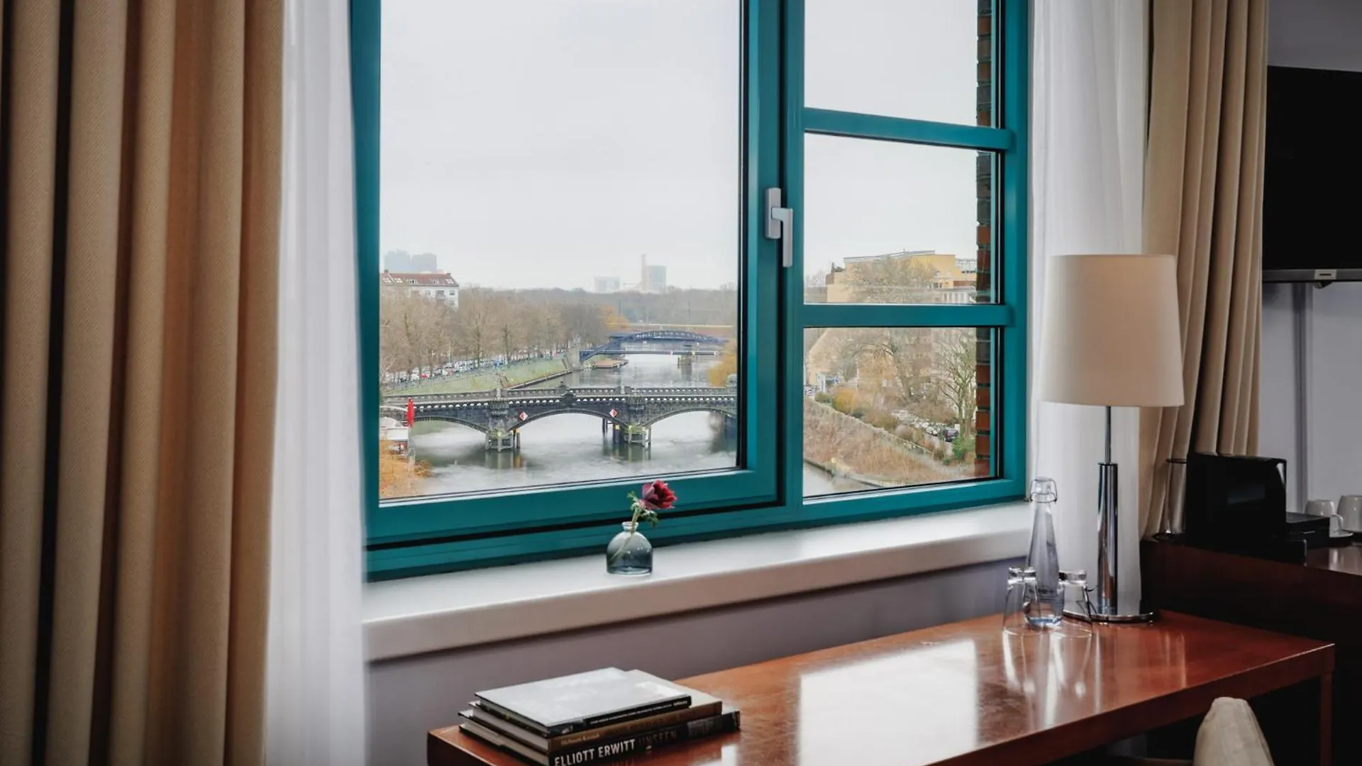 Ameron Hotel Abion Spreebogen Berlin 4*,
